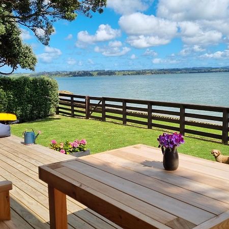 Red Rock Cottage, Beachfront Luxury Clarks Beach Zewnętrze zdjęcie